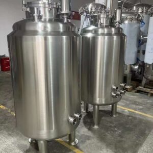 A stainless steel insulation heating water tank is a type of water storage tank